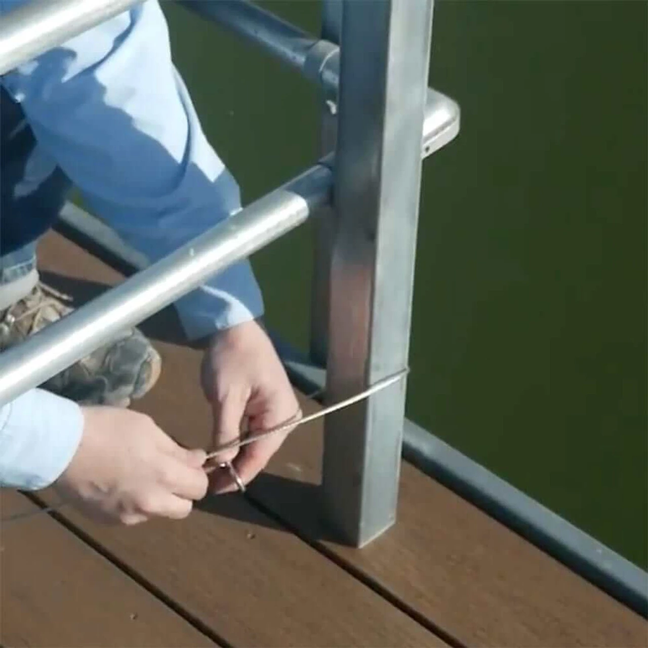 Pond King Honey Hole Dock Dropper 3 Pond King Honey Hole Dock Dropper - Image 3